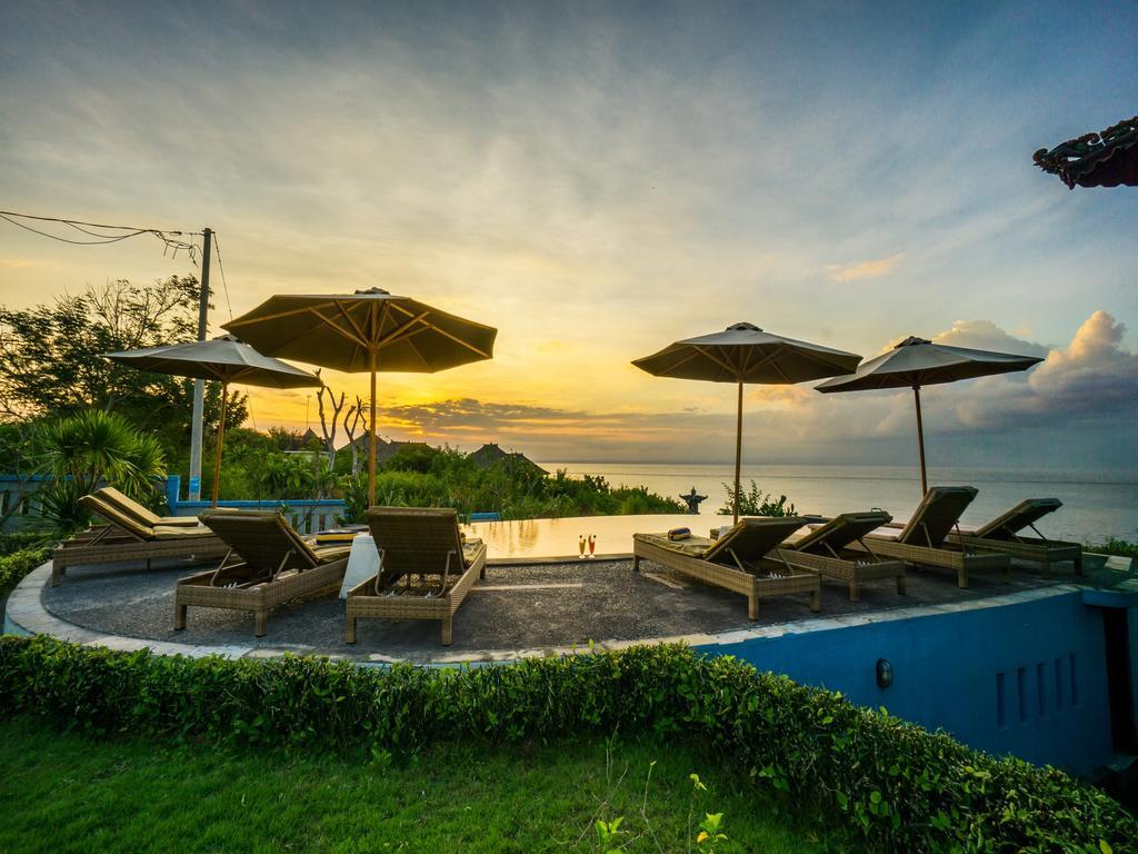 Bali Belva Hotel Lembongan Buitenkant foto